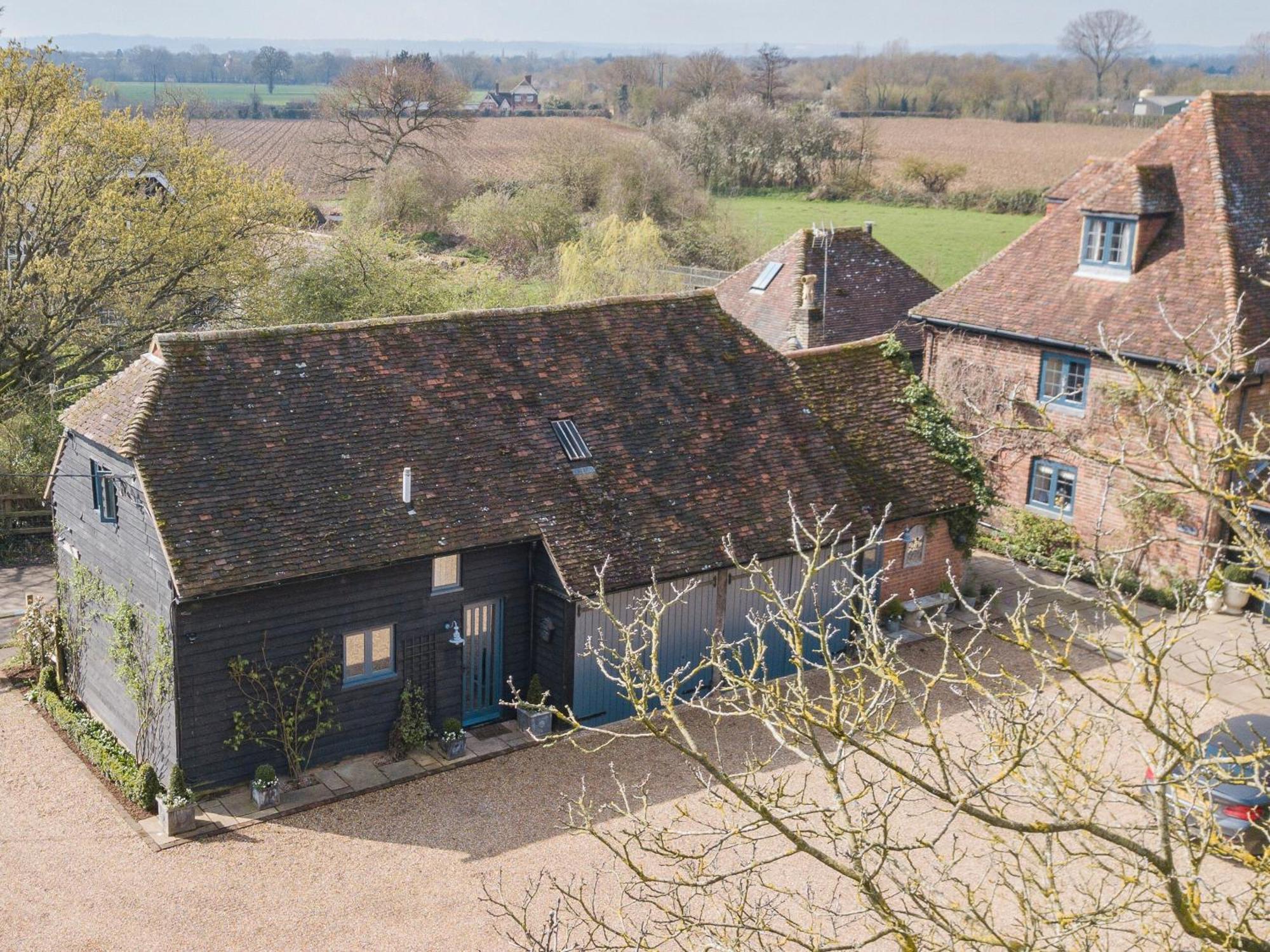 Woolhouse Barn Villa Hunton  Exterior photo
