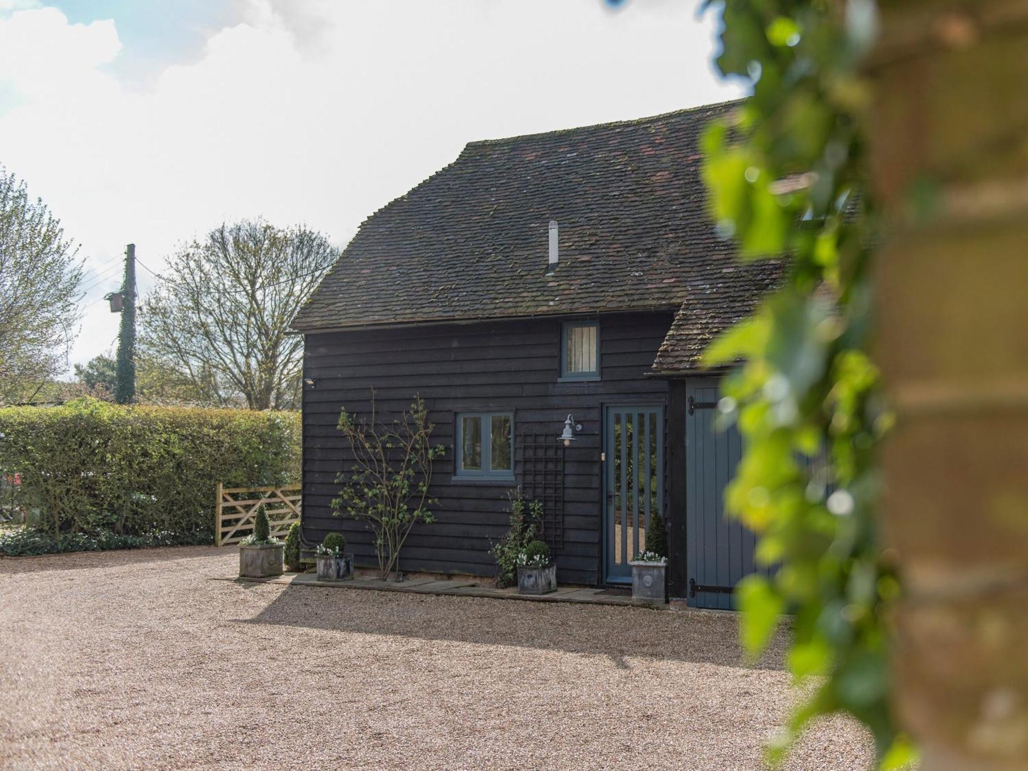 Woolhouse Barn Villa Hunton  Exterior photo